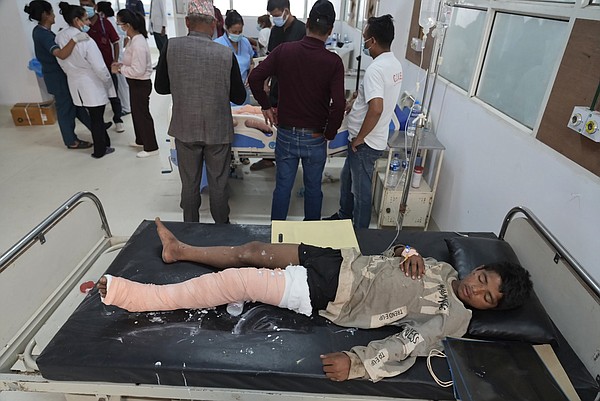 Nepal rushes aid after strong quake shakes kills at least 157 - Vimarsana News