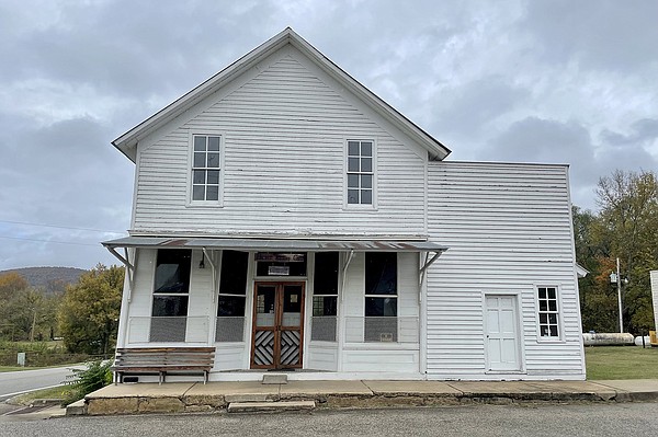 Waltons buy historic buildings - Vimarsana News