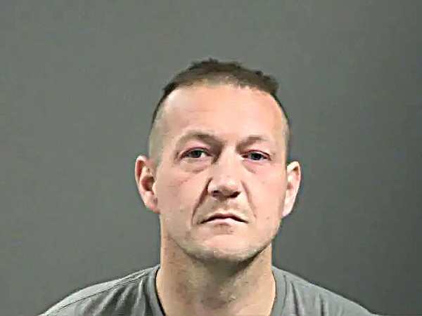 Tontitown man arrested after child found hidden behind closet wall Tontitown man arrested after child found hidden behind closet wall