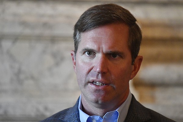 NOT REAL NEWS: A look at what didn't happen last week | The Arkansas Democrat-Gazette - Vimarsana News