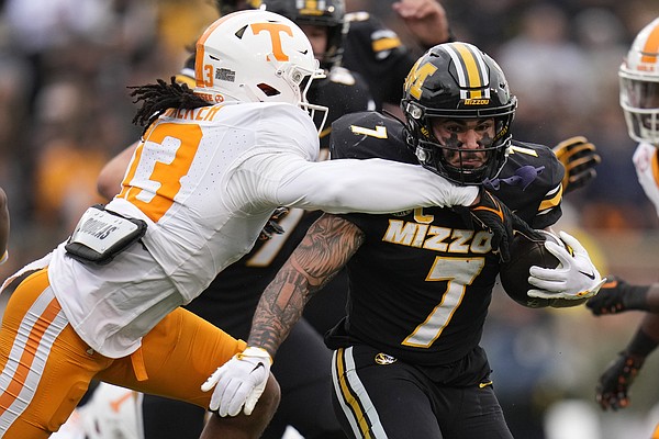 Schrader, defense shine as Tigers roll over Vols | The Arkansas Democrat-Gazette - Vimarsana News