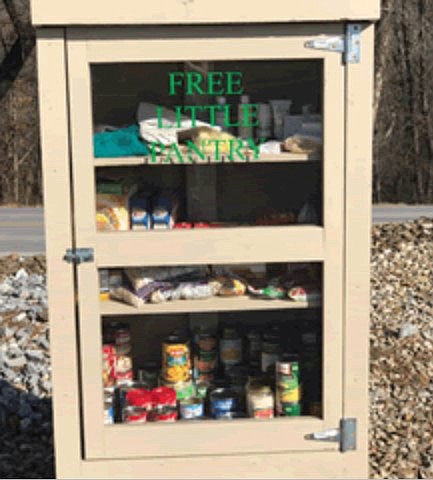 Audrey’s Donates To Church Food Pantry | The Weekly Vista