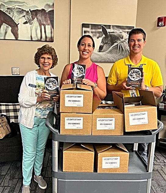 Club News: Military Officers Association, Embroiderers Guild, Quilt Guild | The Arkansas Democrat-Gazette - Vimarsana News