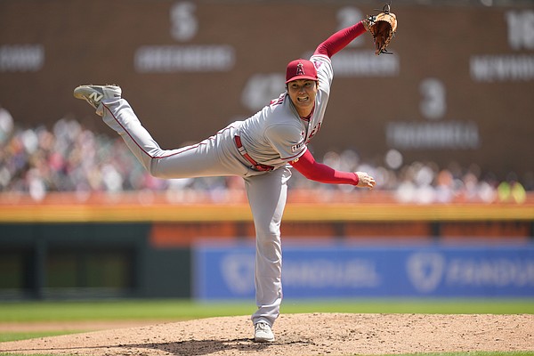 Two-way star now a two-time MVP | The Arkansas Democrat-Gazette - Arkansas' Best News Source - Vimarsana News