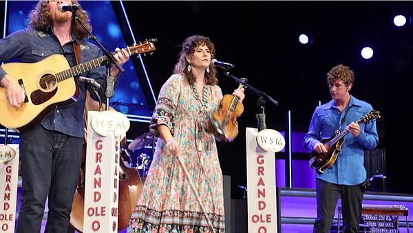 Springdale Native ‘humbled, Honored’ By CMA Win | Northwest Arkansas ...