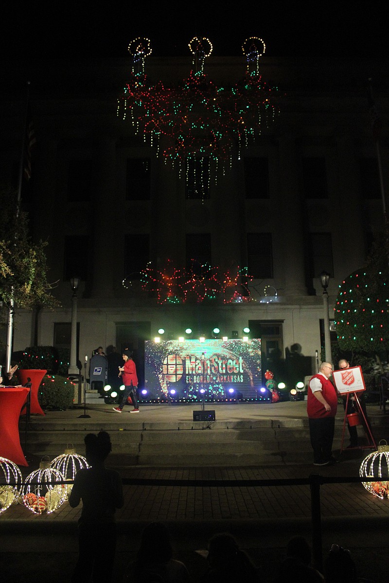 The holiday season kicked off in downtown El Dorado Thursday night. (Matt Hutcheson/News-Times)