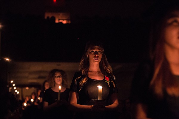 JBU Candlelight Services Dec. 7-9 in Siloam Springs | The Arkansas Democrat-Gazette - Vimarsana News