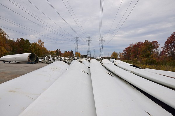 Artists give turbine blades a second wind | The Arkansas Democrat-Gazette - Vimarsana News