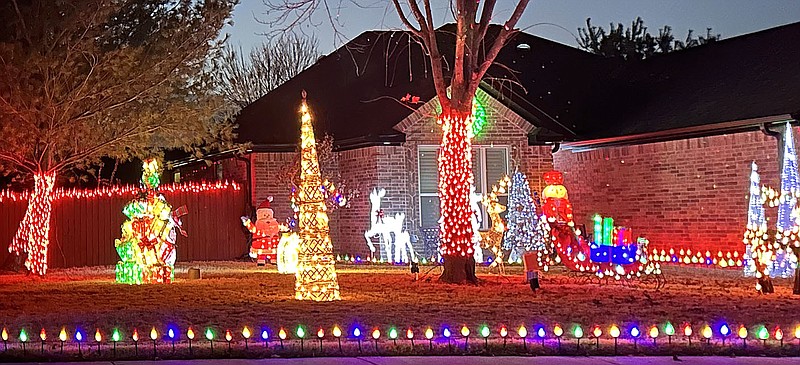 Annette Beard/Pea Ridge TIMES
Christmas lights adorn many residences and businesses in Pea Ridge for the holiday season. For more photographs, go to the PRT gallery at https://tnebc.nwaonline.com/photos/.