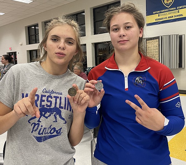 Lady Pintos wrestling wins two medals at Versailles Tournament - Vimarsana News