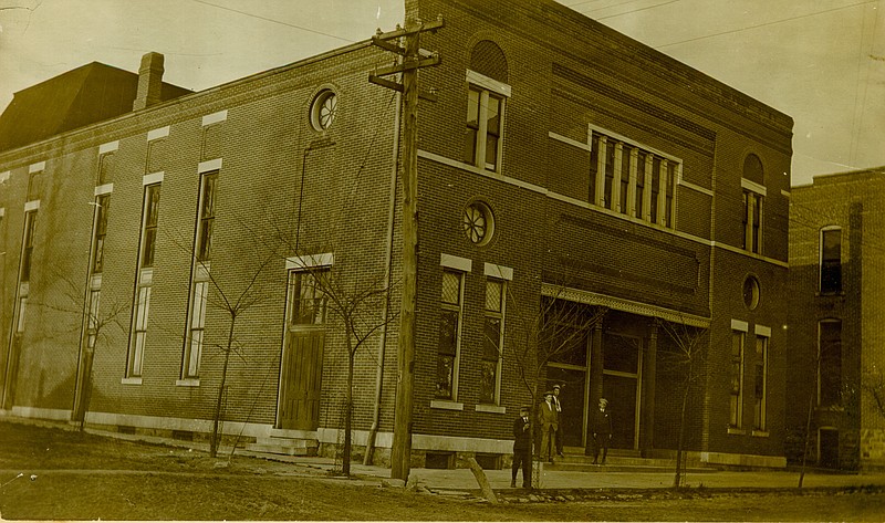 Photo courtesy the Kingdom of Callaway Historical Society
The Pratt Theatre on the NE corner of 6th & Nichols in Fulton. Primarily a live entertainment venue, it was across the street from the Gem Movie Theatre, which is now Treasure Island.