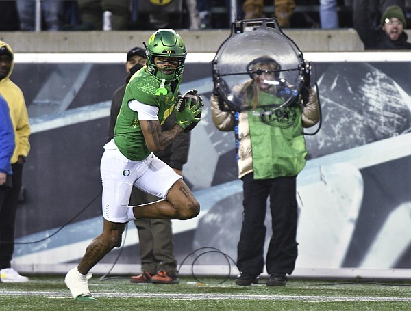 On last leg, Pac-12 gives one final kick | The Arkansas Democrat-Gazette - Vimarsana News