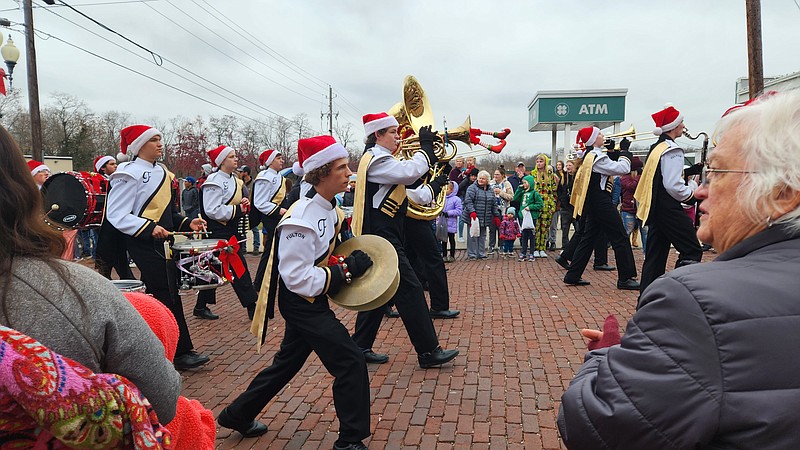 Fulton christmas deals parade