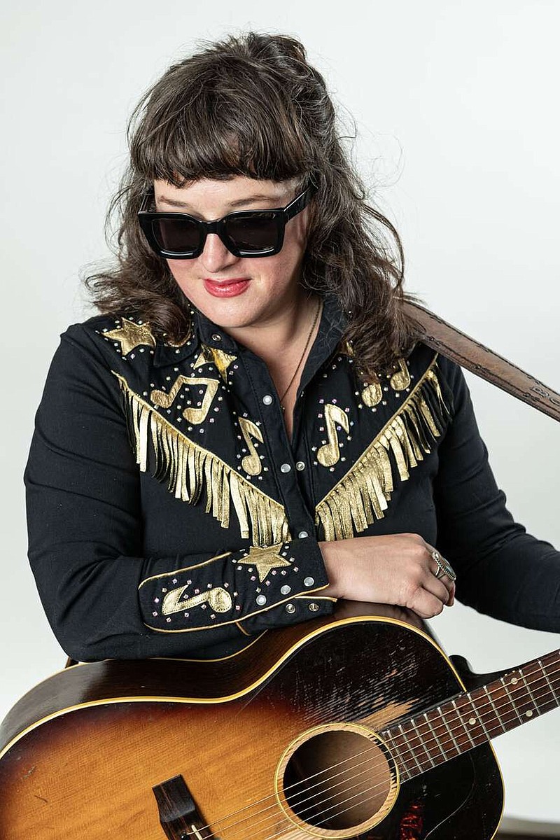 live-music-bonnie-montgomery-nick-shoulders-the-desolandes-esther