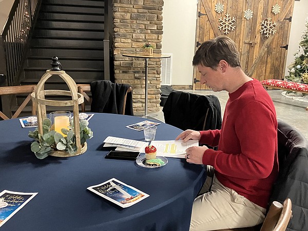 Mortuary hosts holiday remembrance event | Jefferson City News Tribune