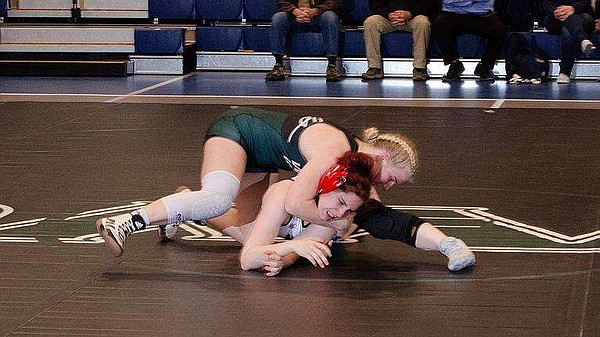 Johnson, Washington wins help WWU to inaugural home dual win - Vimarsana News