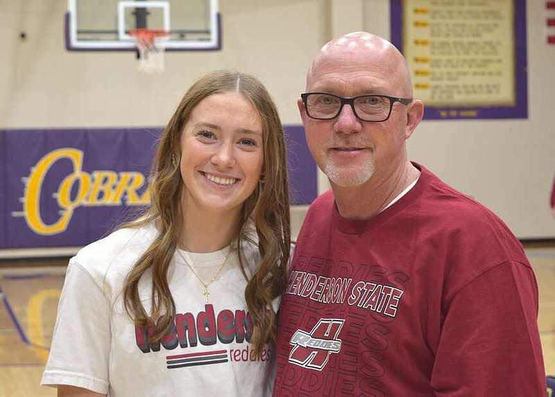 WATCH | Fountain Lake’s Mungle signs with Henderson State tennis | Hot ...