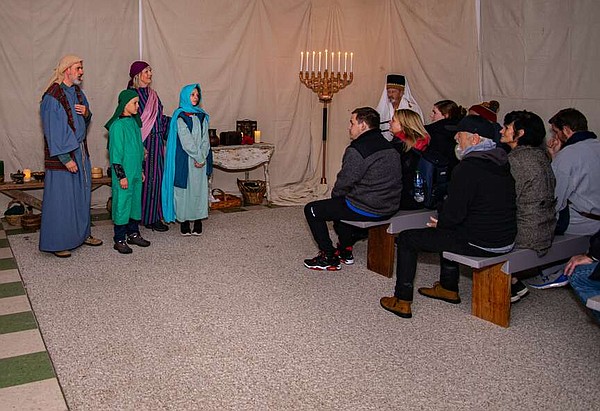 Journey to Bethlehem reenacts trek to Jesus' birthplace | Jefferson City News Tribune - Vimarsana News