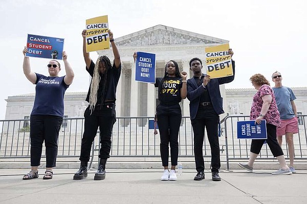 It's the fastest-growing type of student loan. How experts would rein it in - Vimarsana News