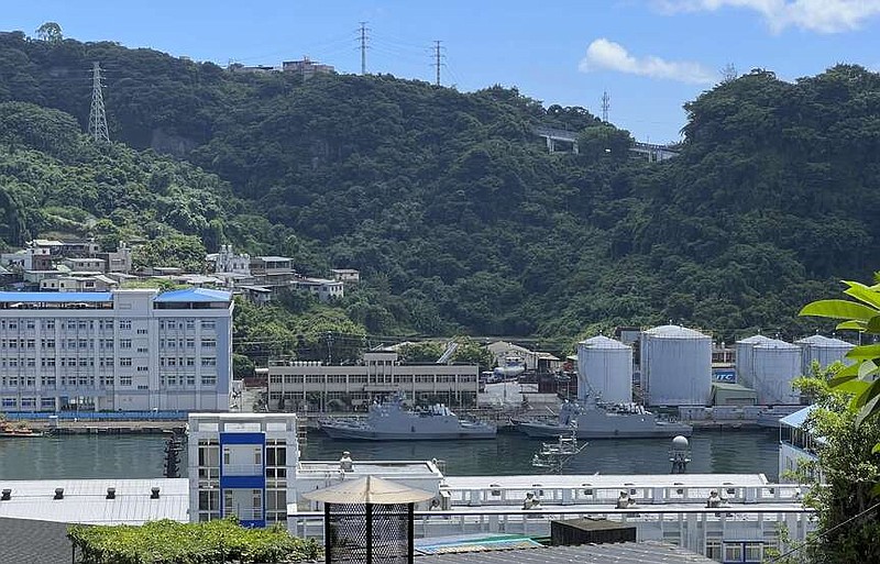 En esta imagen de archivo, buques de la Armada taiwanesa, en el puerto de Keelung, en Taiwán, el 4 de agosto de 2022. (AP Foto/Johnson Lai, archivo)