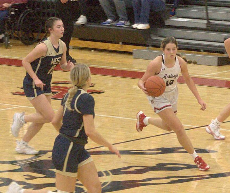 Lady Mustangs win in final seconds | McDonald County Press