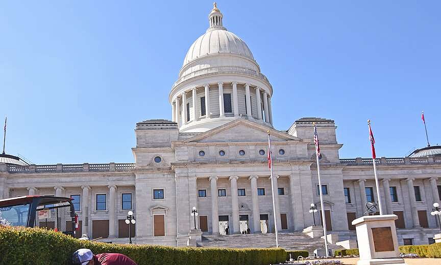 Arkansas auditors find $34,037 in unallowable expenses at Nevada County school district