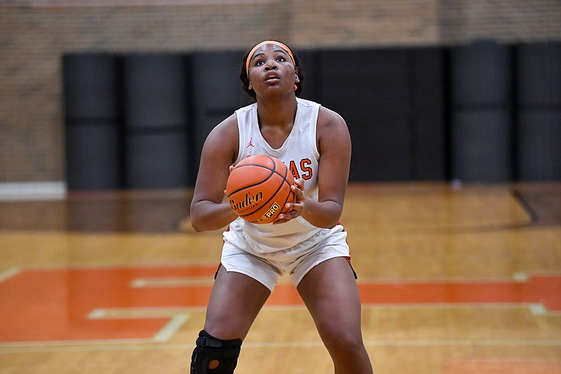 Texas High's Anasia Wilcox prepares to shoot a free throw in this undated photo at the Tiger Center in Texarkana, Texas. (Photo by Kevin Sutton/TXKSports.com)