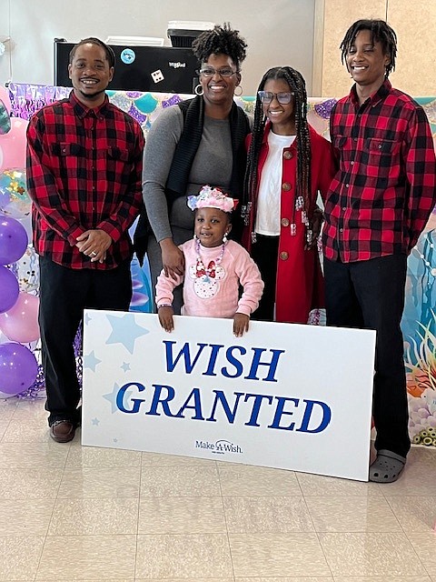 Local Family Headed To Disney Through Make a Wish Foundation El local-family-headed-to-disney-through-make-a-wish-foundation-el