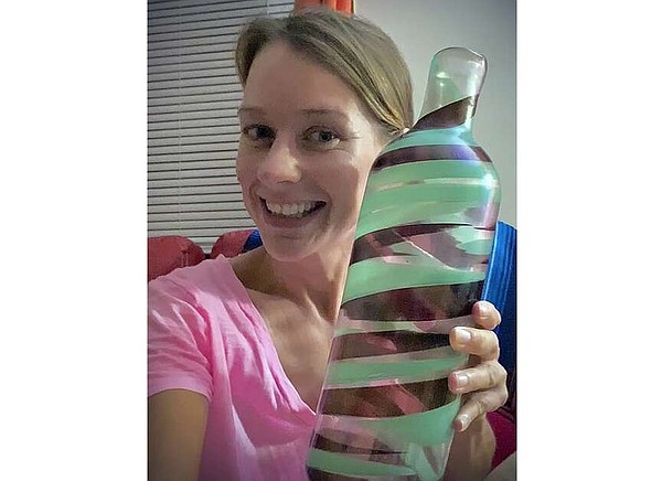 Vase bought at Goodwill for $3.99 sells at auction for $107,000 | Jefferson City News Tribune - Vimarsana News