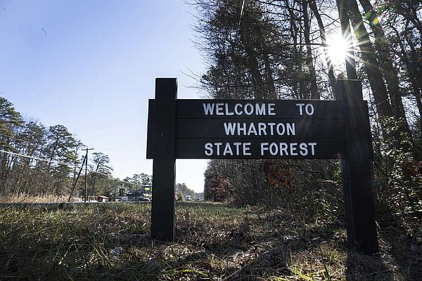 The nation in brief: Crew in copter crash filmed light display | The Arkansas Democrat-Gazette - Vimarsana News