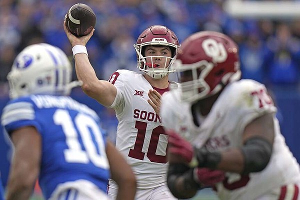 True Freshman Jackson Arnold Takes Over At QB For Oklahoma In Alamo ...