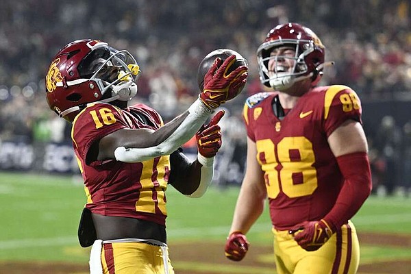 Moss throws record 6 TD passes | The Arkansas Democrat-Gazette - Arkansas' Best News Source - Vimarsana News