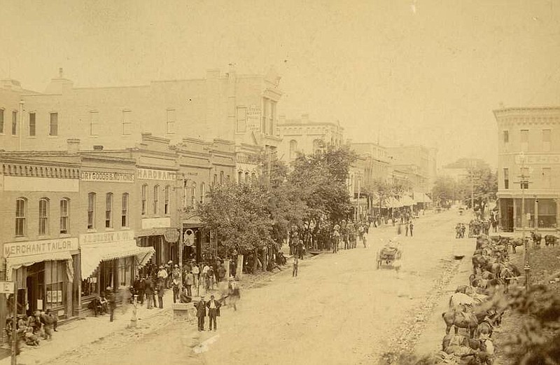 Photo courtesy the Kingdom of Callaway Historical Society
The intersection of Asylum (5th) and Main (Court) looking North in 1899.