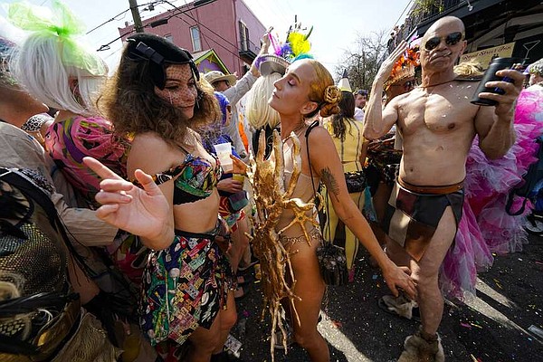 Carnival begins in New Orleans | Jefferson City News Tribune - Vimarsana News