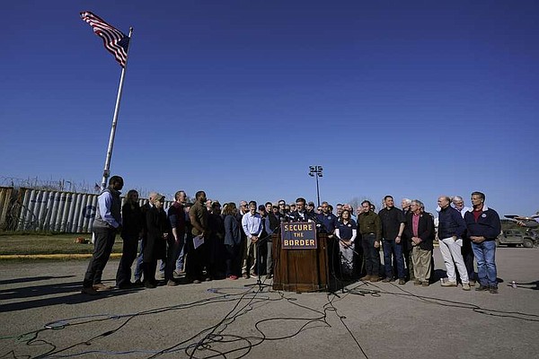 Mexico's crackdown slows border crossings | The Arkansas Democrat-Gazette - Vimarsana News