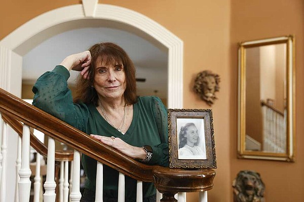 Ashes of North Texas woman, 'Star Trek' creator among those launched into space Monday - Vimarsana News