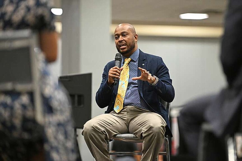 Attorney Sylvester Smith speaks during a panel discussion at the Arkansas Democrat-Gazette Health and Wellness Expo on Saturday in the Statehouse Convention Center.
(Arkansas Democrat-Gazette/Staci Vandagriff)