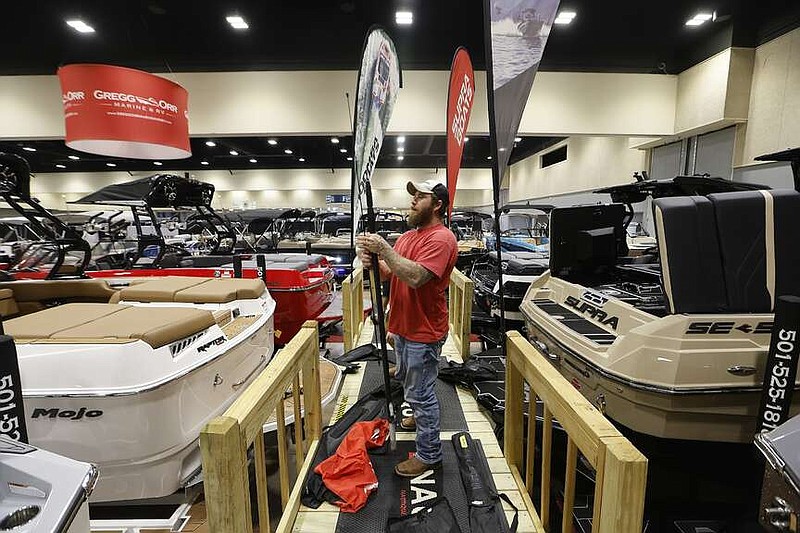 ENTERTAINMENT Marine Expo docks at Little Rock convention center The