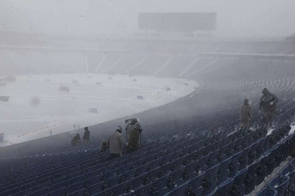 Heavy snow creates chaos for Bills' fans | The Arkansas Democrat-Gazette - Vimarsana News