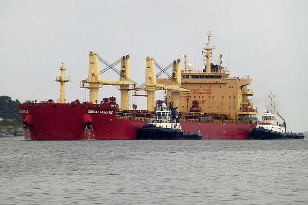 Houthi fire hits U.S.-owned ship | The Arkansas Democrat-Gazette - Arkansas' Best News Source - Vimarsana News
