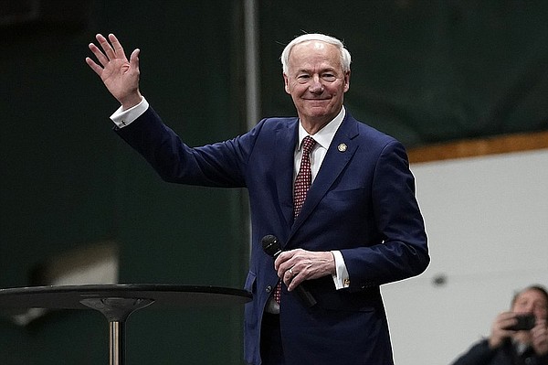 Former Arkansas Gov. Asa Hutchinson suspends campaign, ends presidential bid - Vimarsana News