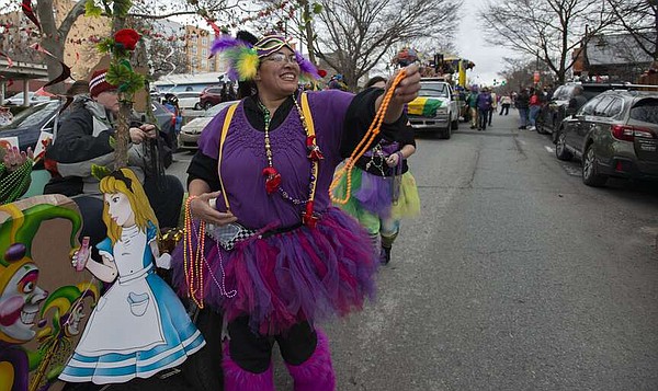 Mardi Gras fun rolls in to Eureka Springs Saturday, Fayetteville Feb. 10 | The Arkansas Democrat-Gazette - Vimarsana News
