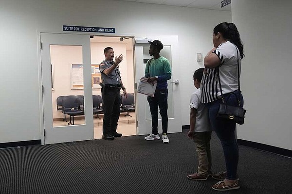 Backlog of asylum files quandary | The Arkansas Democrat-Gazette - Arkansas' Best News Source - Vimarsana News