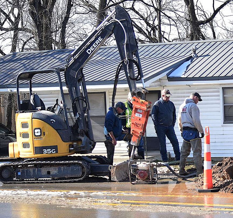 Extreme weather has Decatur water crews fixing broken pipes Westside