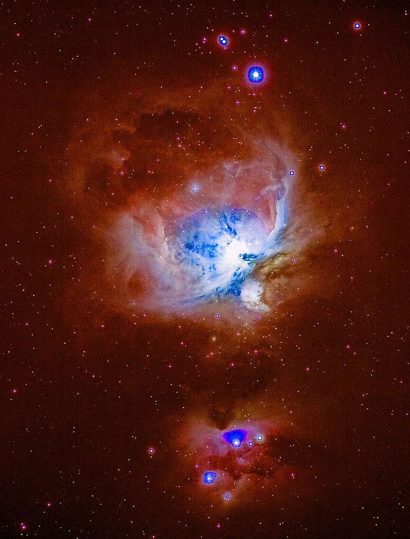 Photo by David Cater
M42 is the great gaseous nebula that forms part of Orion's sword.