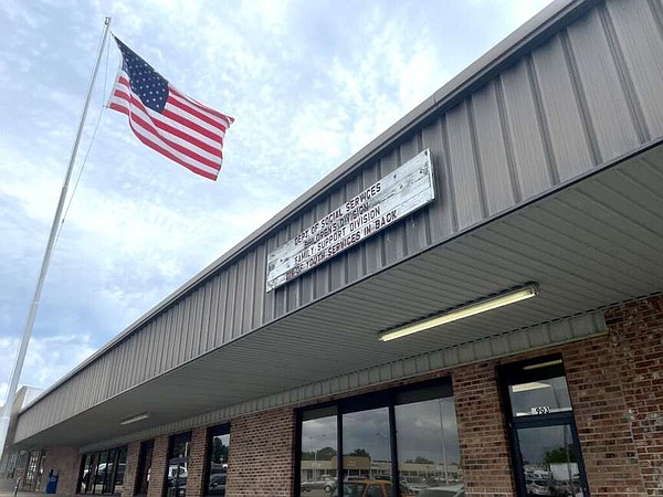 Missouri advocates decry Medicaid application delays, coverage losses - Vimarsana News