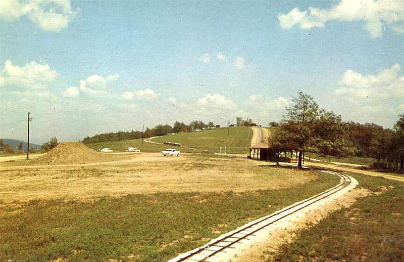 ARKANSAS AZ Rich Mountain, begun in the 1800s, now rich in tourism