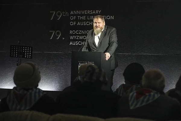 Survivors of Nazi death camp mark 79th anniversary of Auschwitz liberation on Holocaust Remembrance Day - Vimarsana News