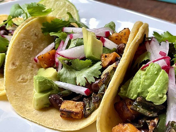 FRONT BURNER: Black beans, sweet potato add flavor to vegan tacos | Jefferson City News Tribune - Vimarsana News