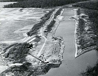 Cache River Draw Failed levee on the Cache River in Pitts continues to prompt flood ...